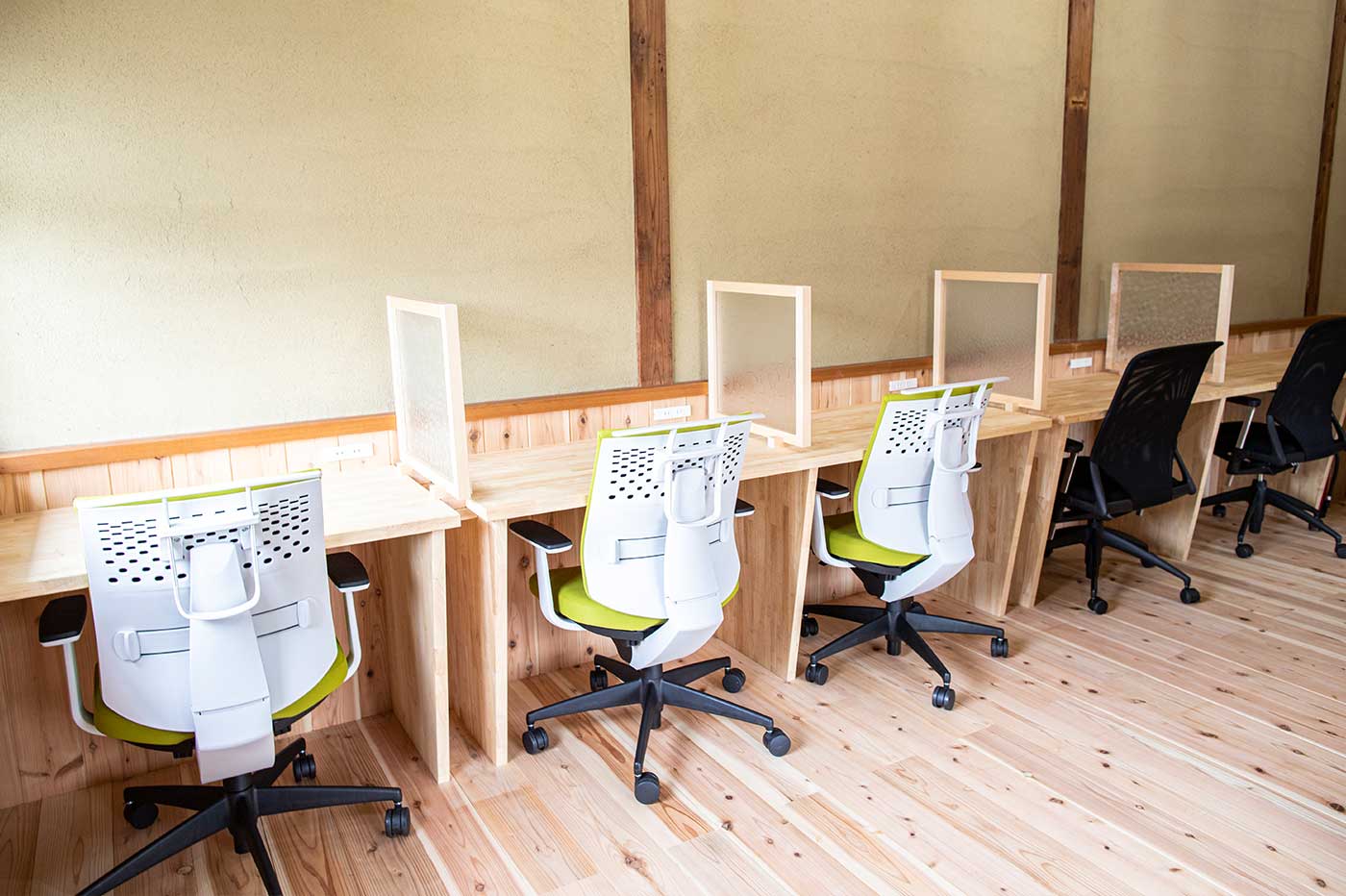 コーワーキングスペースロゴ制作